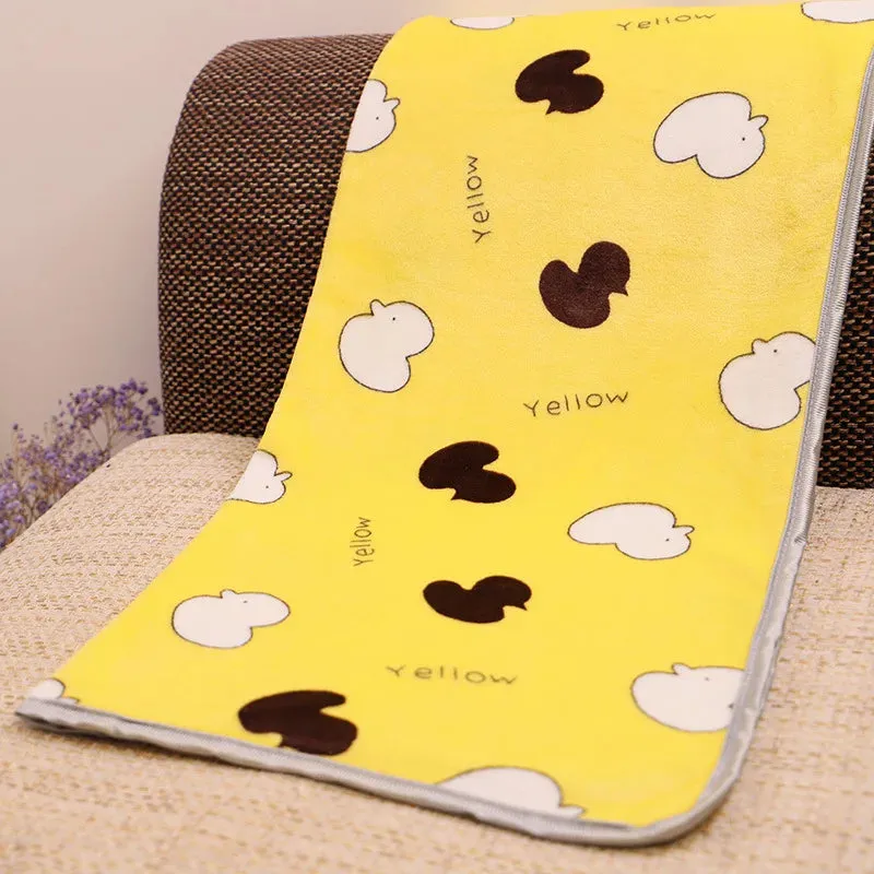 Cozy Flannel Pet Blanket for Dogs and Cats - Winter Warmth with Cartoon Designs