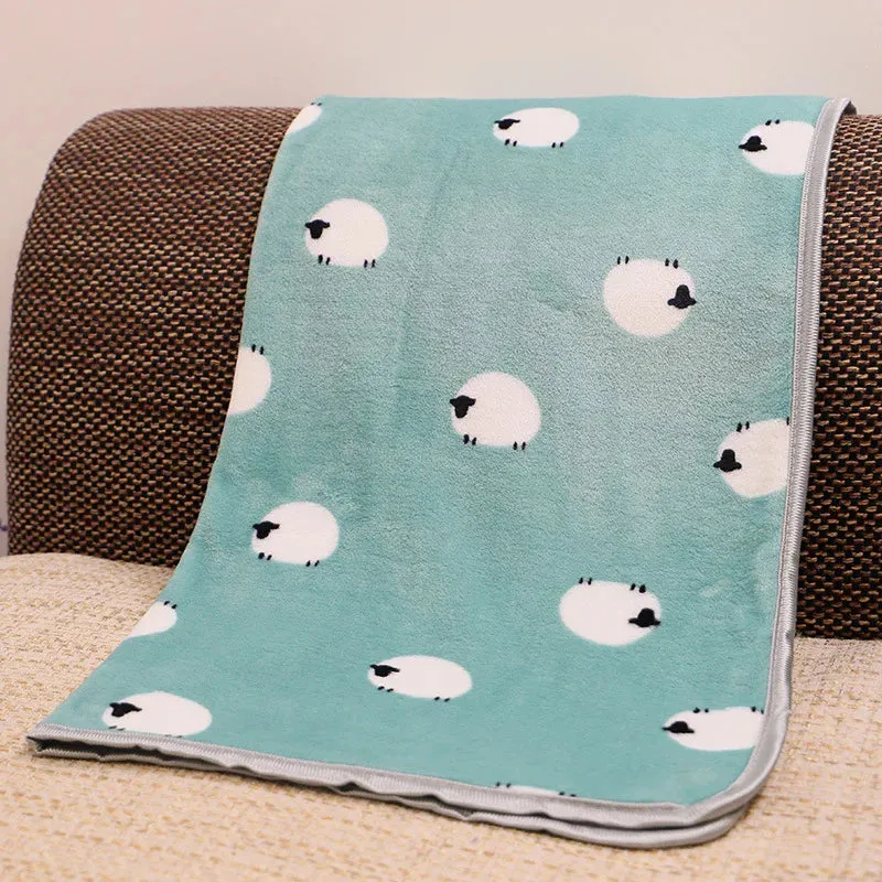 Cozy Flannel Pet Blanket for Dogs and Cats - Winter Warmth with Cartoon Designs
