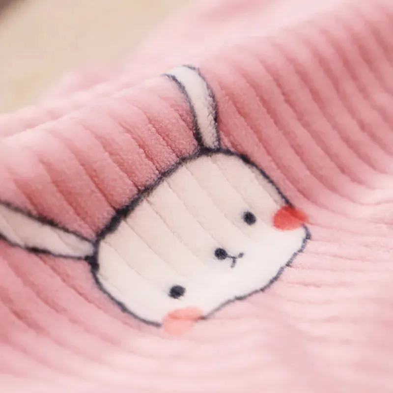 Cozy Flannel Pet Blanket for Dogs and Cats - Winter Warmth with Cartoon Designs