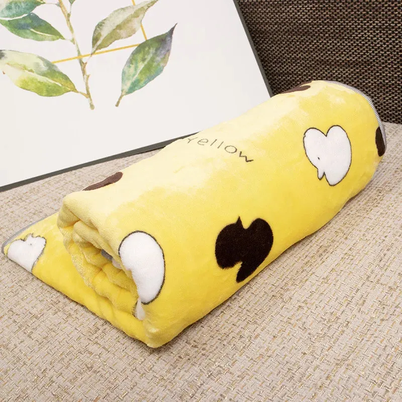 Cozy Flannel Pet Blanket for Dogs and Cats - Winter Warmth with Cartoon Designs