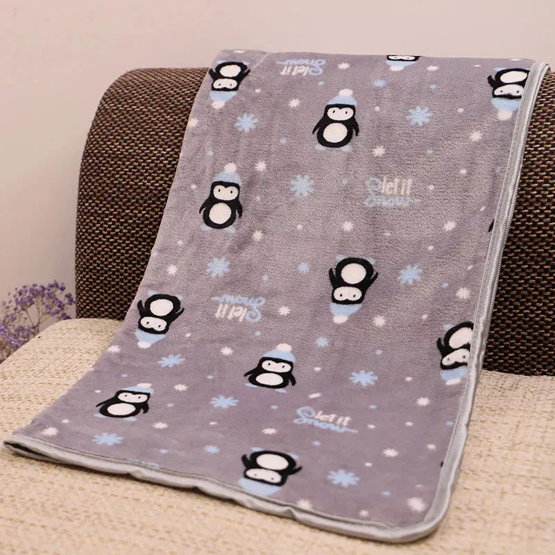 Cozy Flannel Pet Blanket for Dogs and Cats - Winter Warmth with Cartoon Designs
